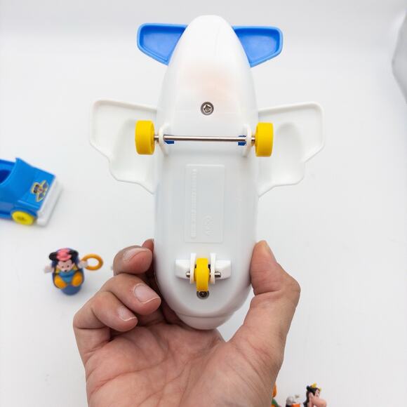 VTG 1987 Arco Disney Mickey’s Airport Airplane With Lot Of 10 Figures + Car - Picture 10 of 15